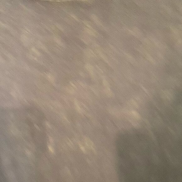 Andree by Unit Women’s Gray Distressed Top • Large - Picture 3 of 16